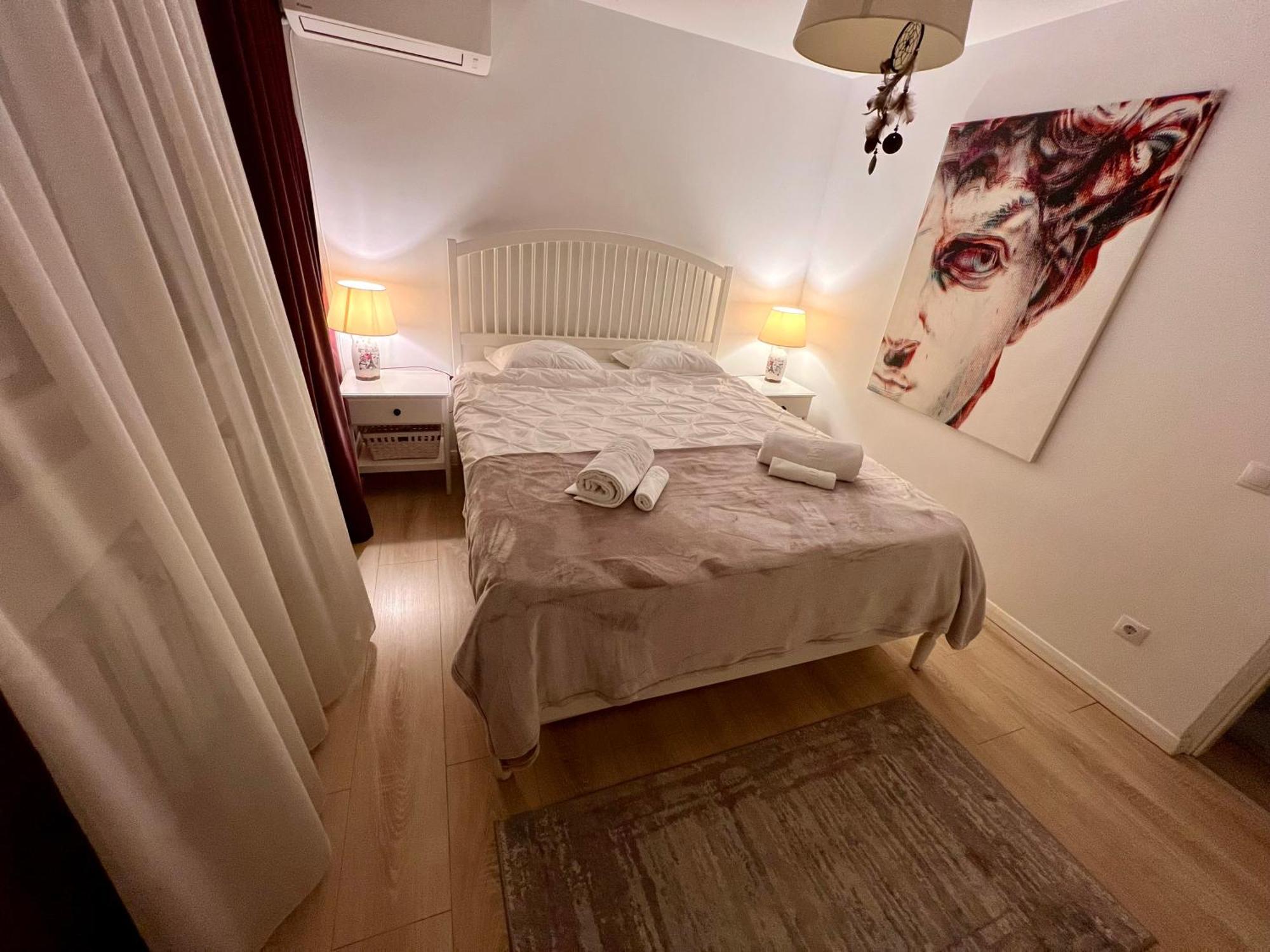 Modern & Cozy 2 Rooms Apartment Bucarest Esterno foto
